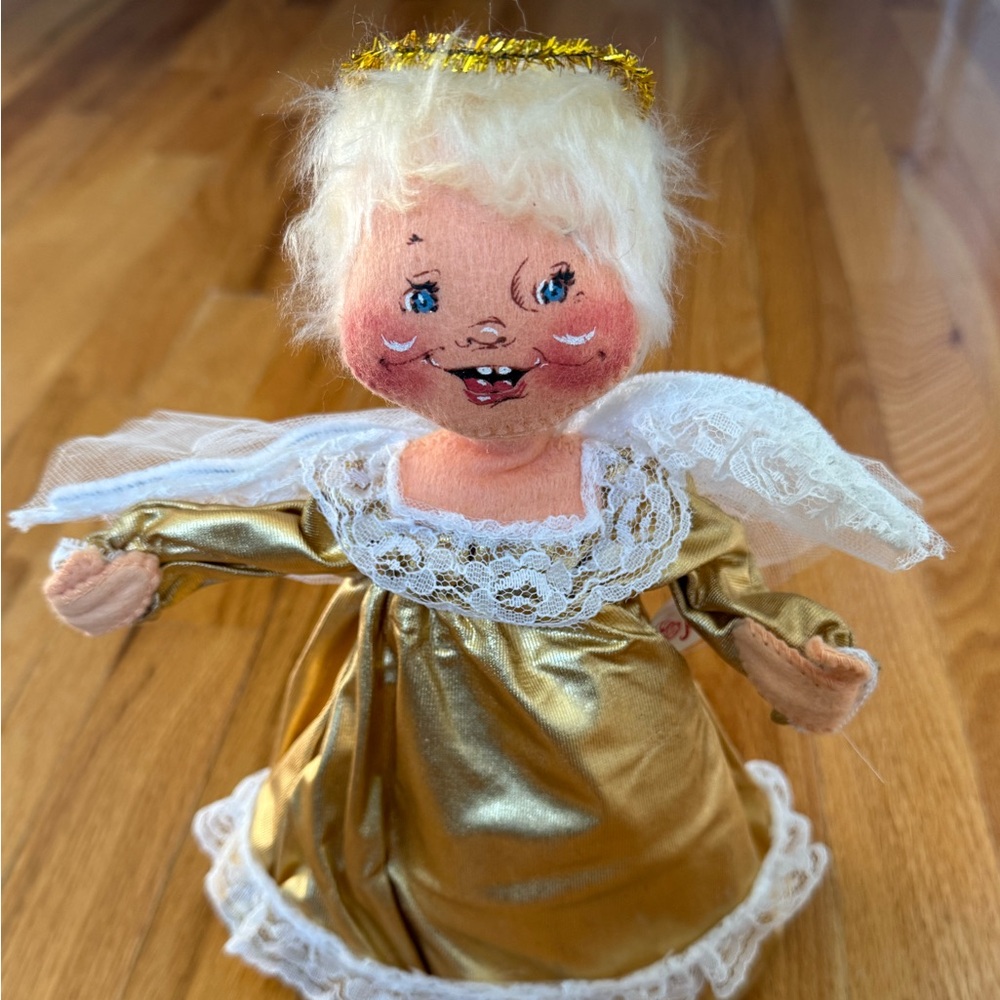 Vintage Annalee Gold Tree Topper